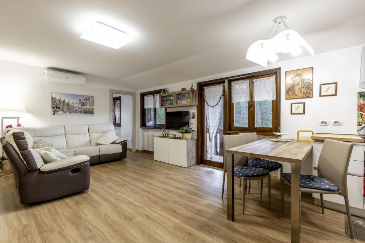Des Alpes 2 Apartment กานาเซย์ ภายนอก รูปภาพ