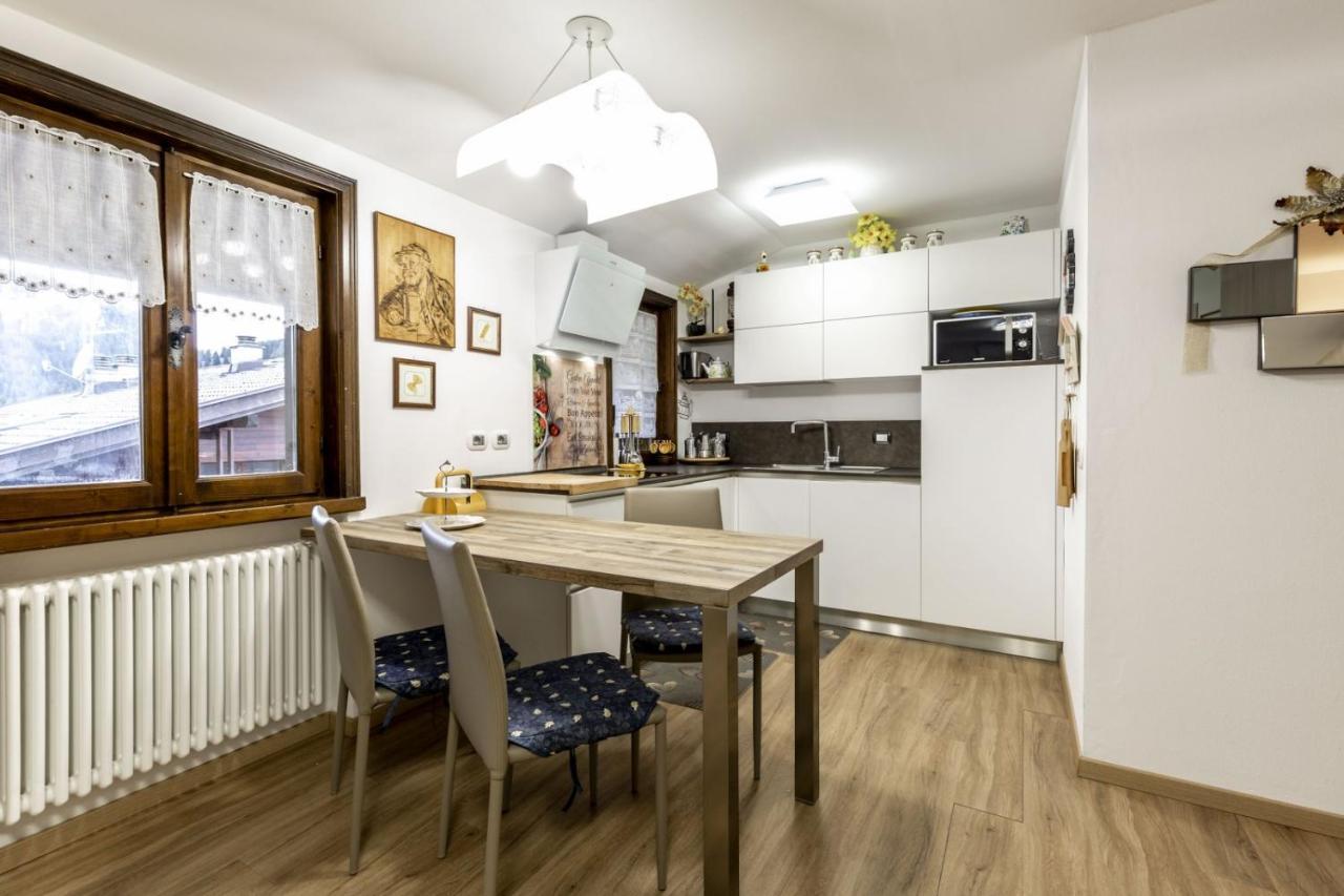 Des Alpes 2 Apartment กานาเซย์ ภายนอก รูปภาพ