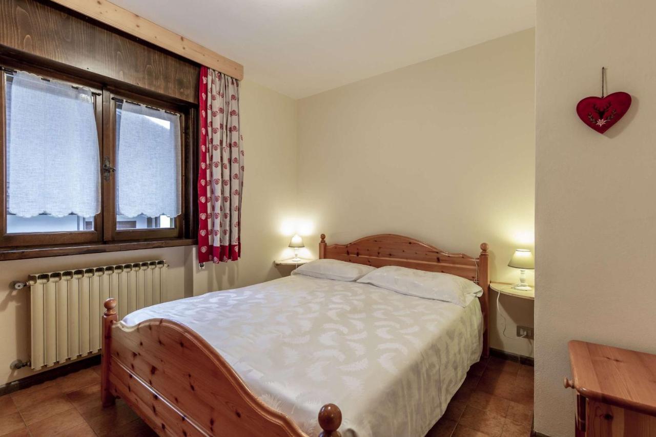 Des Alpes 2 Apartment กานาเซย์ ภายนอก รูปภาพ