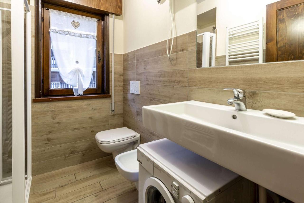 Des Alpes 2 Apartment กานาเซย์ ภายนอก รูปภาพ