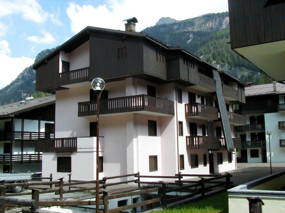 Des Alpes 2 Apartment กานาเซย์ ภายนอก รูปภาพ